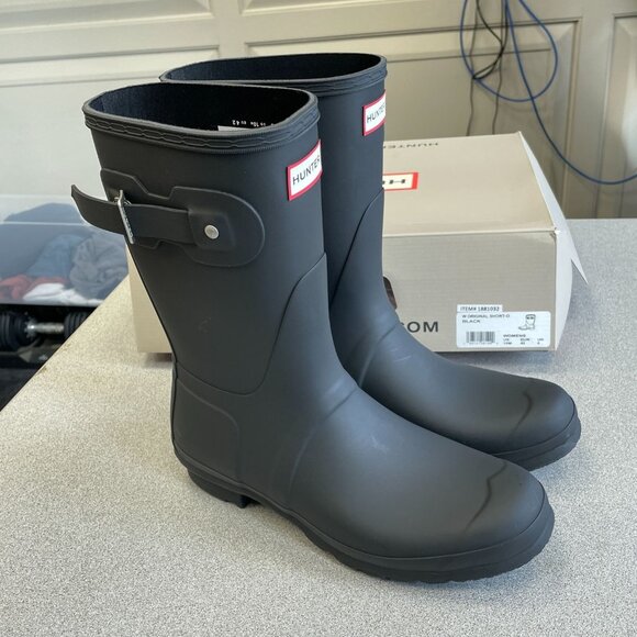 NEW Hunter Rain Boots Women's Size 10M Black Rubber Waterproof - Picture 1 of 9